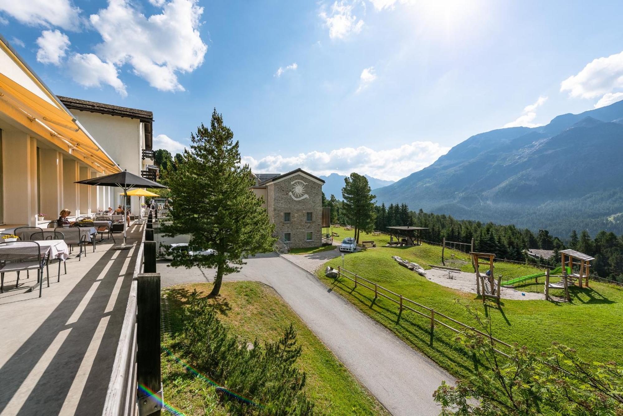 Randolins Familienresort Санкт-Моріц Екстер'єр фото